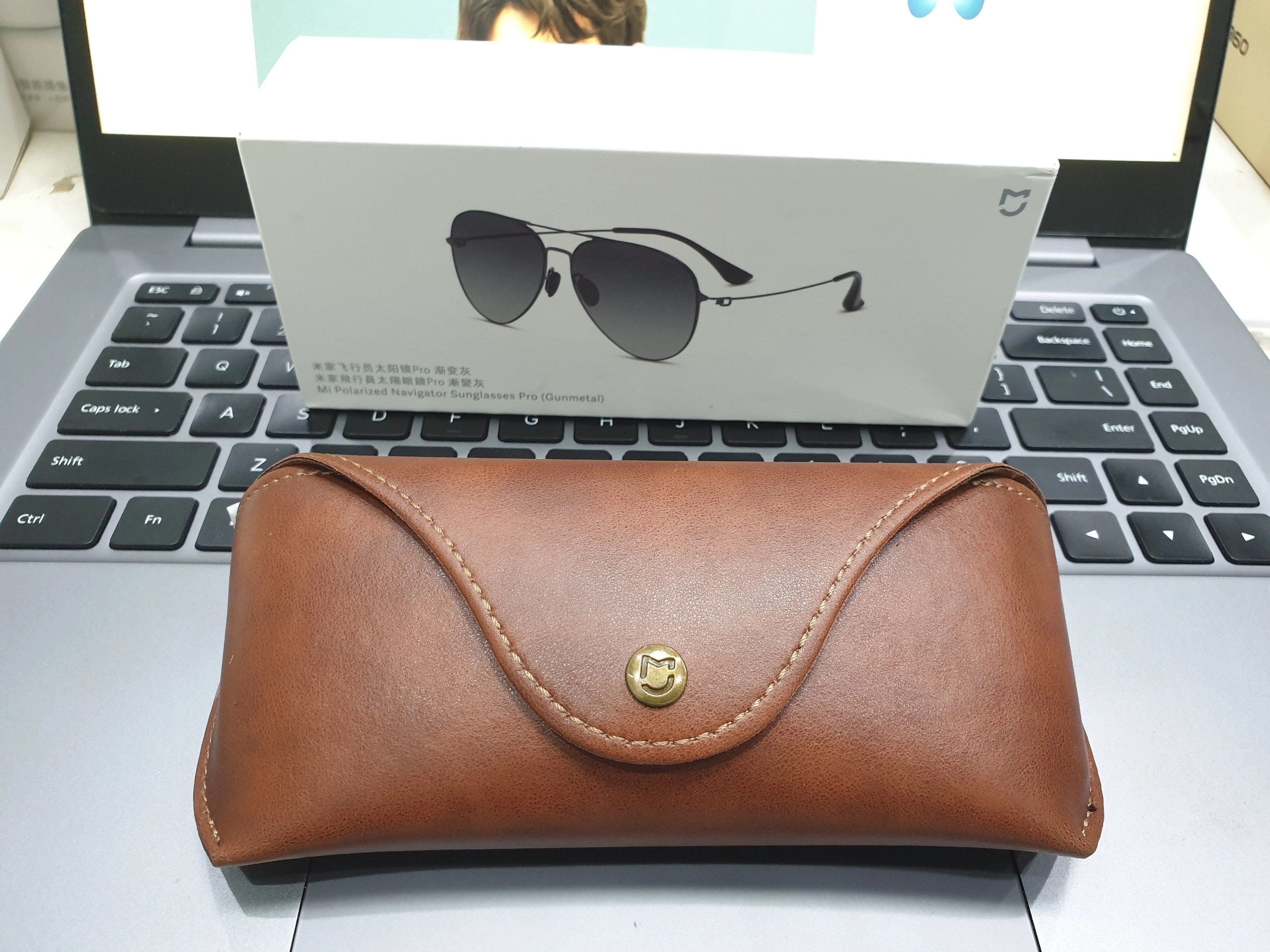 Kính râm phân cực Xiaomi Pro TYJ04TS khung hình bầu dục