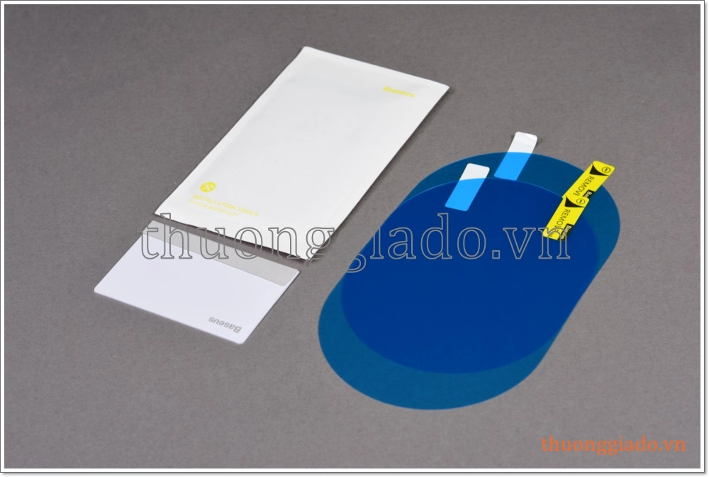 Miếng dán chống đọng nước gương ô tô (hiệu Baseus, 02 miếng, cỡ 150x100mm)