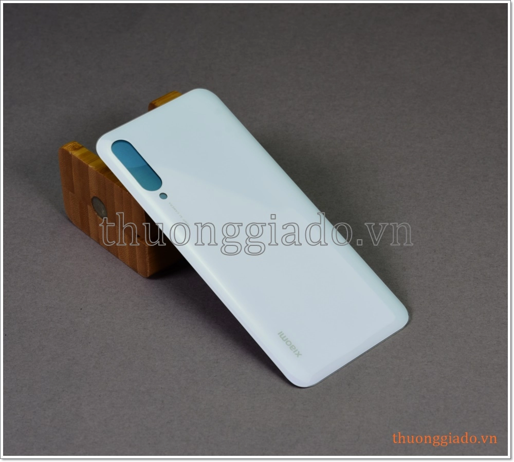 Thay kính lưng Mi CC9e/ MiCC9E, thay nắp lưng kính lấy ngay