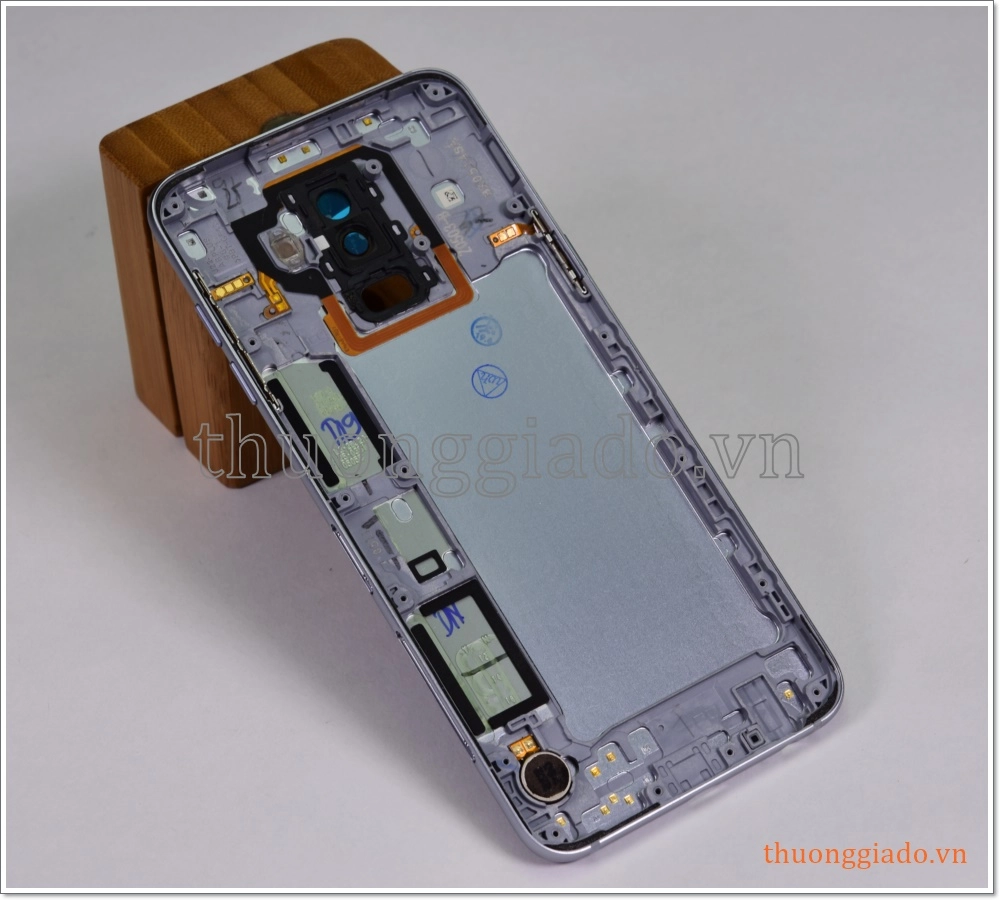 Thay vỏ Samsung Galaxy A6+, Galaxy A6 Plus, A605, thay thế lấy ngay Thay vỏ Samsung Galaxy A6+, Galaxy A6 Plus, A605, thay thế lấy ngay