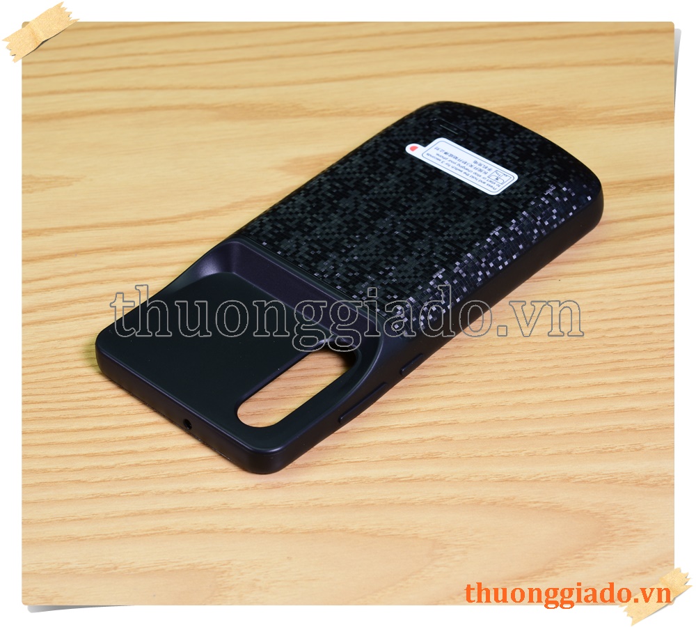 Pin dự phòng Huawei P30 (6.1 inch) 4700mAh kiêm ốp lưng bảo vệ chống sốc