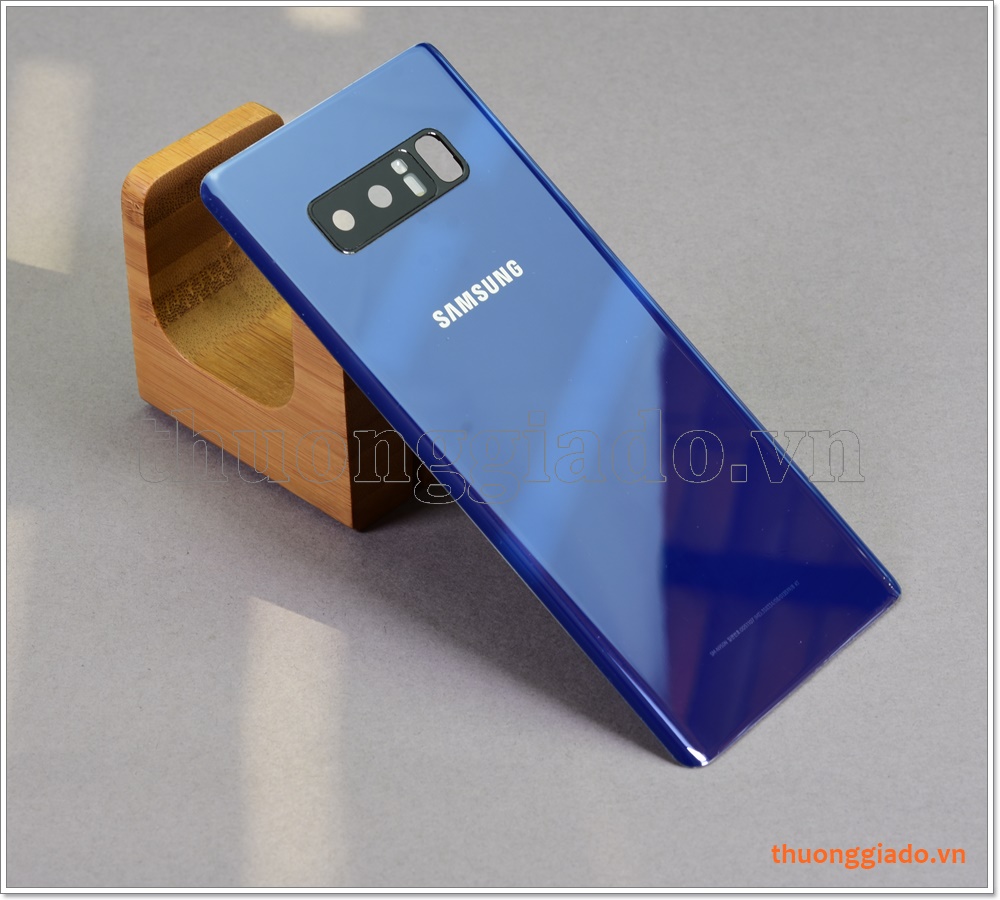Thay kính lưng (nắp lưng) Samsung Galaxy Note 8/ N950 chính hãng kèm kính camera sau