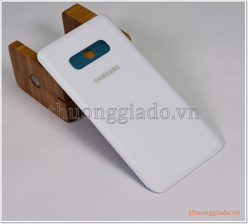 Thay kính lưng Samsung Galaxy S10E, G970, thay nắp lưng kính lấy ngay