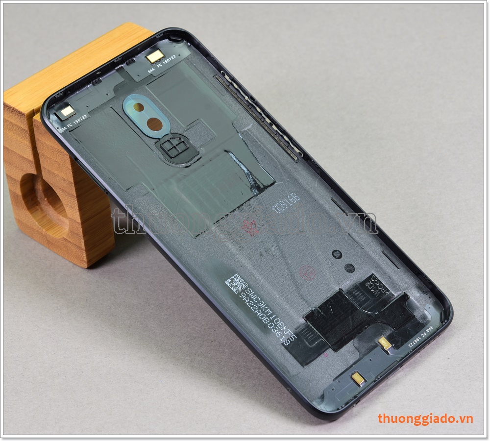 Thay nắp lưng Redmi 8A, thay vỏ máy, thay nắp đậy pin lấy ngay