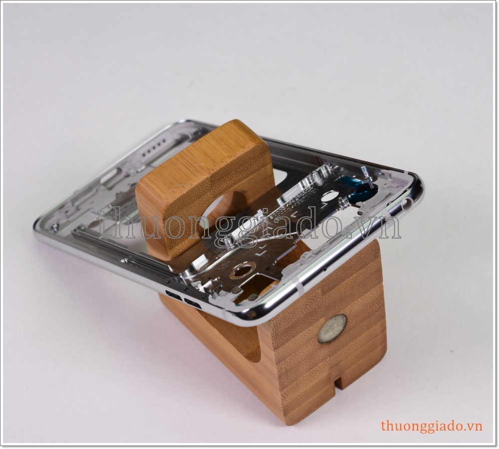 Thay vành viền LG V30 (khung sườn máy)