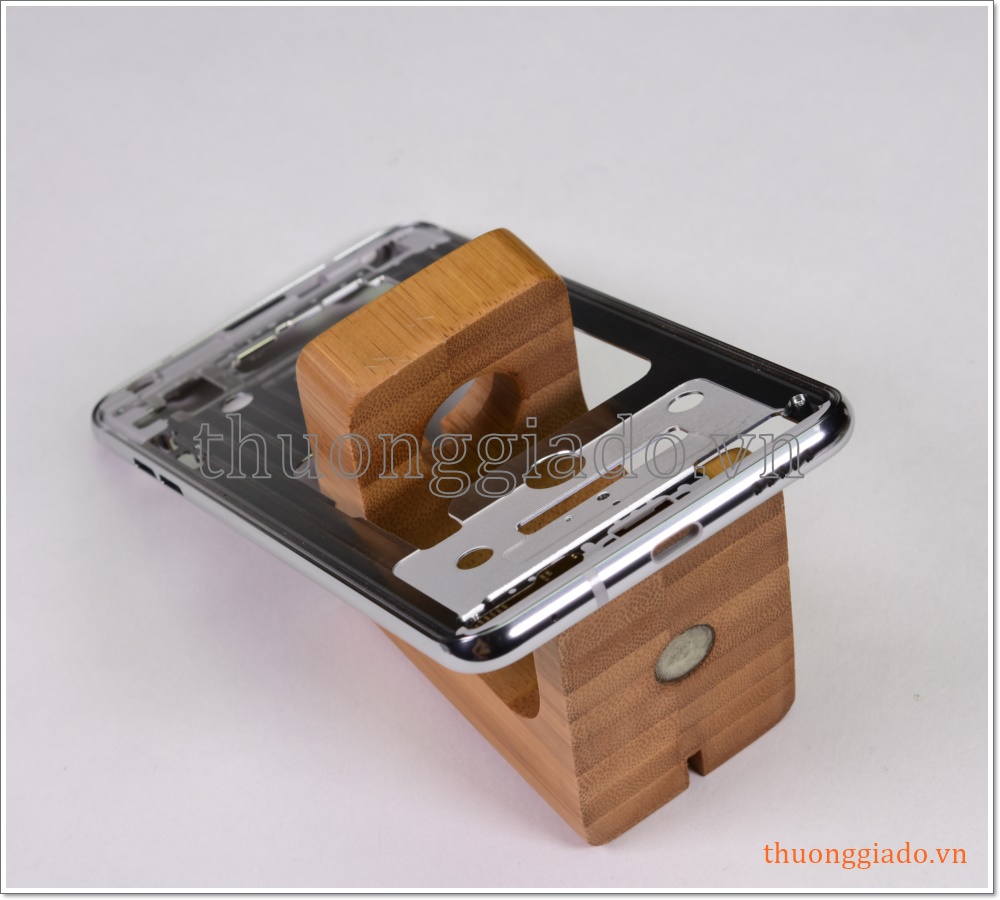 Thay vành viền LG V30 (khung sườn máy)