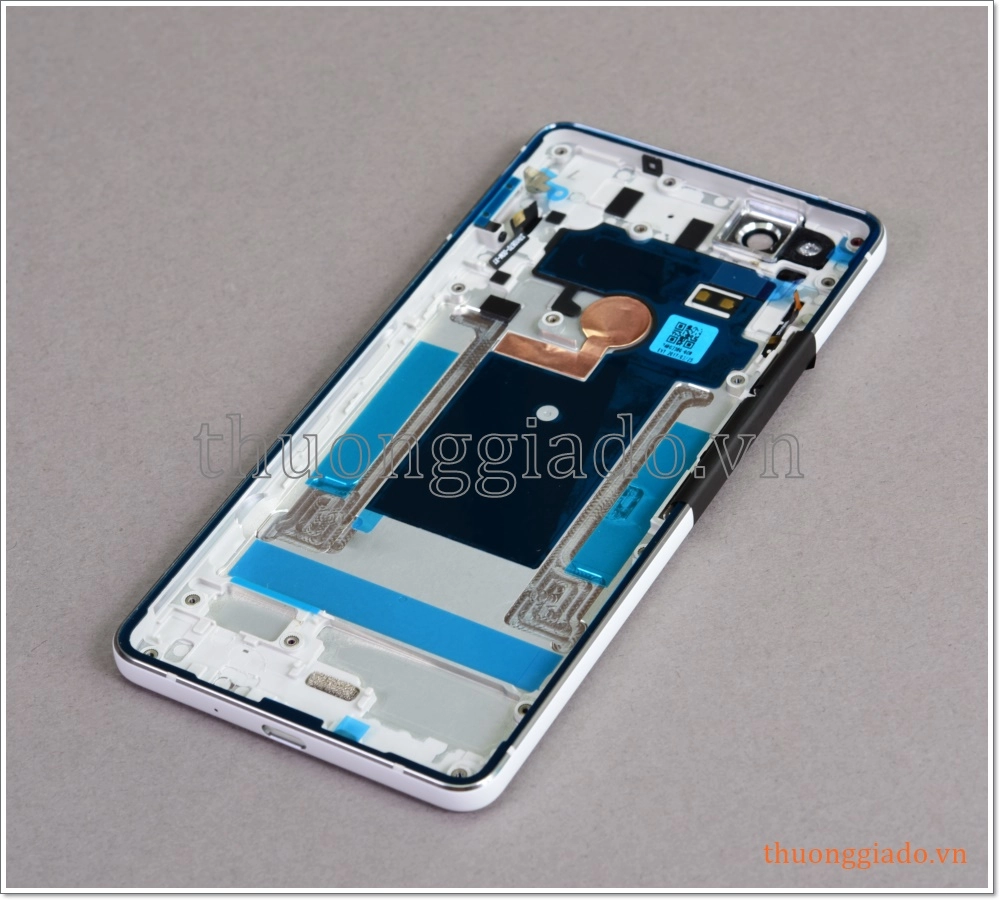 Thay vỏ Google Pixel 2 XL (kèm kính camera sau và các phím bấm)