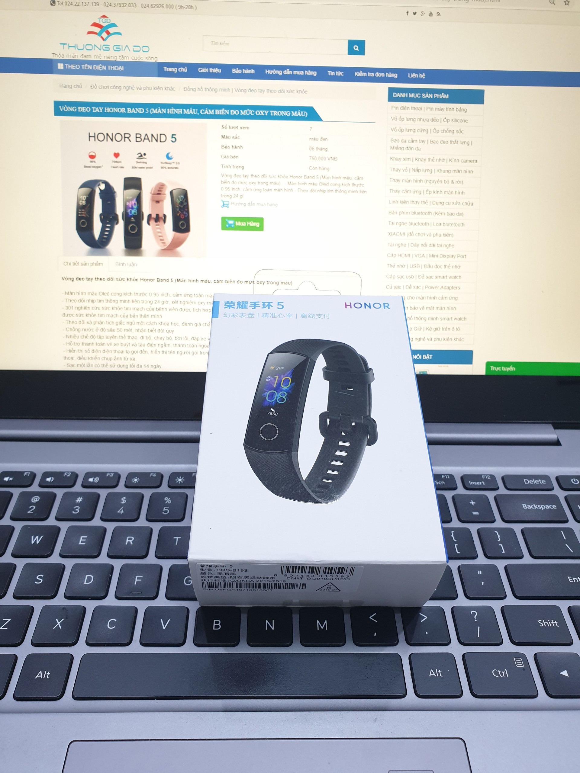 Vòng đeo tay Honor Band 5 (có tiếng Việt, cảm biến đo mức oxy trong máu)