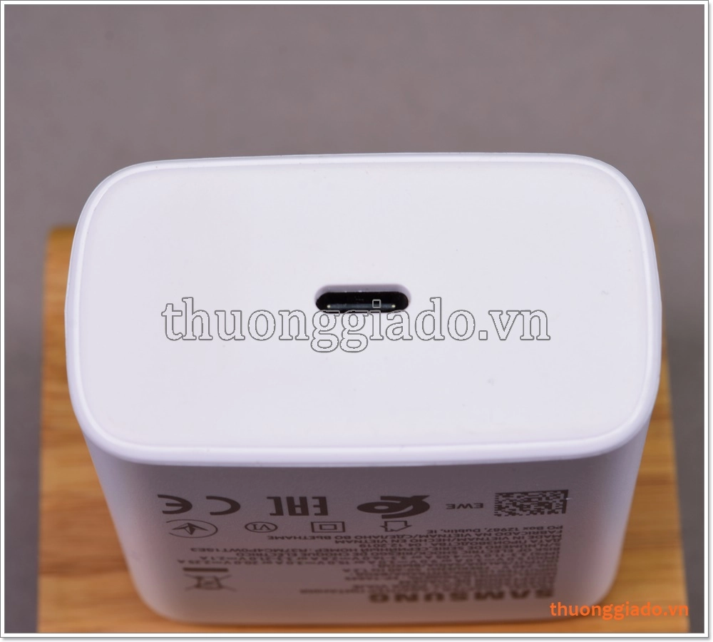 Củ sạc nhanh Samsung EP-TA845 (45W), N975, N985, G985,G998, Surface Pro 4, Surface Pro 5