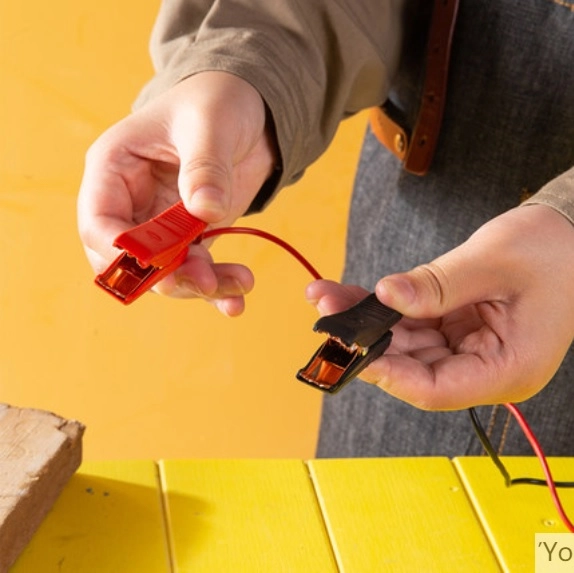 Dây kẹp đầu ắc quy chuyển đổi sang cổng cắm tẩu ô tô (deli DL8070,1m,15A)