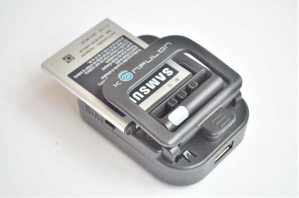 Sạc đa năng Konfulon