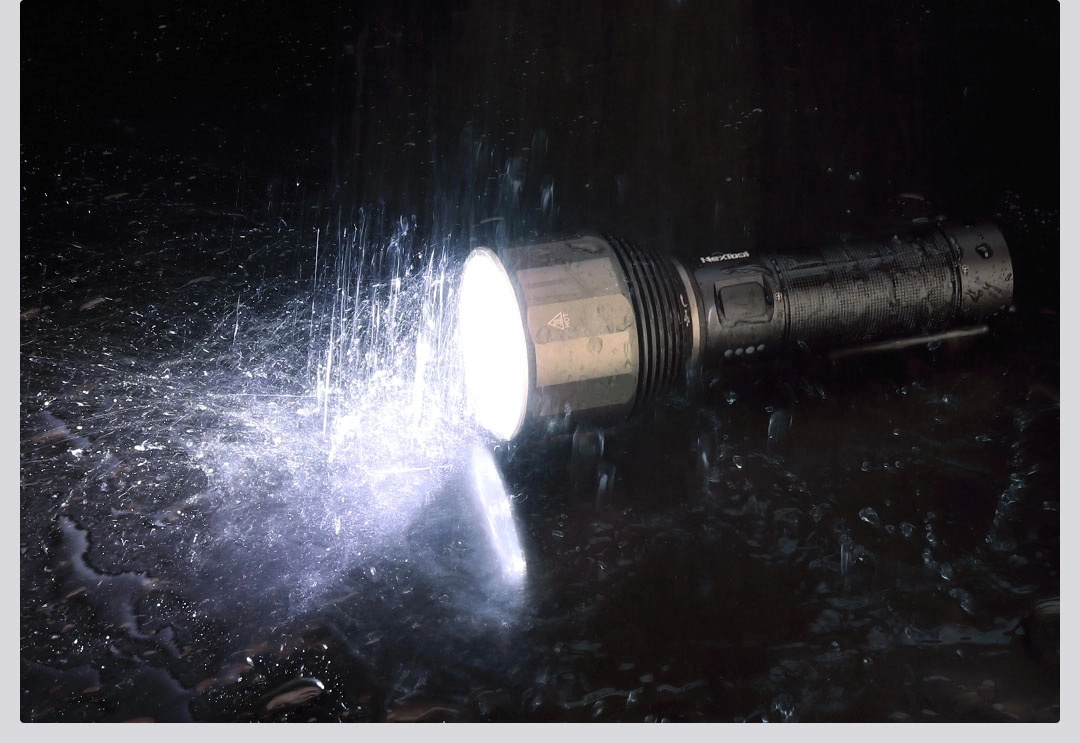 Đèn pin dã ngoại Xiaomi Nextool ZES0417 (độ sáng 2000 lumen, chiếu xa 380m, IPX7)