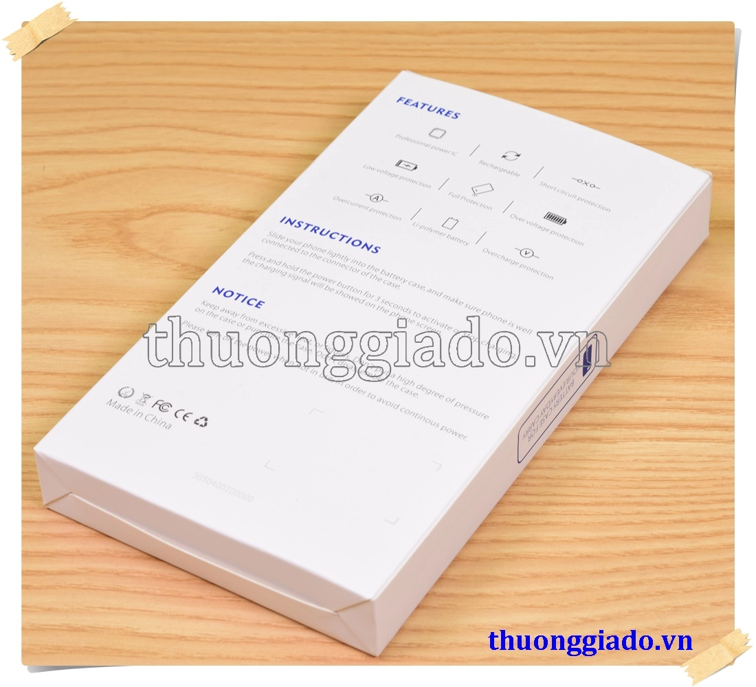 Pin sạc dự phòng iPhone 12 Mini  4700mAh kiêm ốp lưng bảo vệ