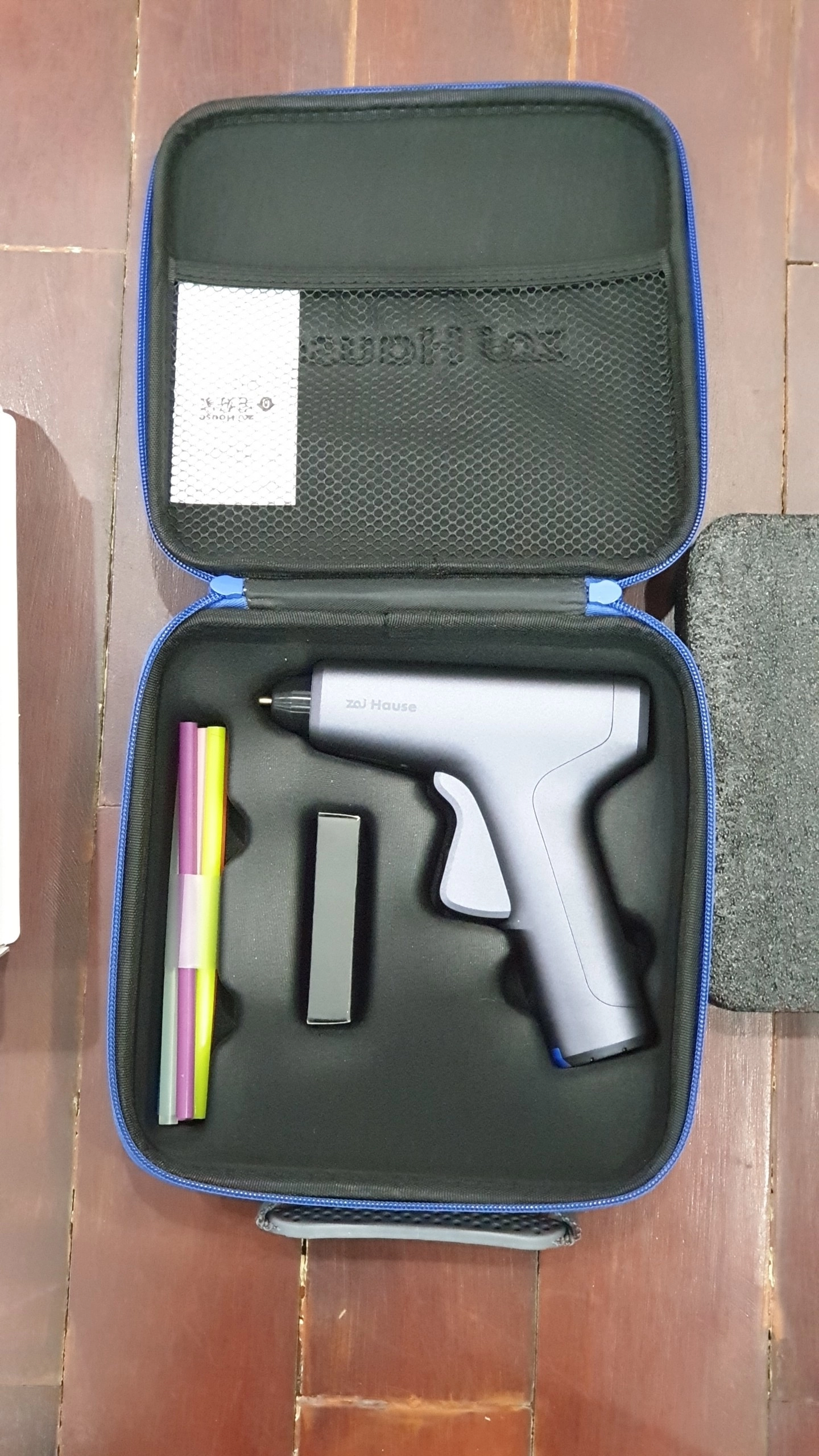 Súng bắn keo silicone nóng chảy Xiaomi Zai Hause Z890401 4V Lithium