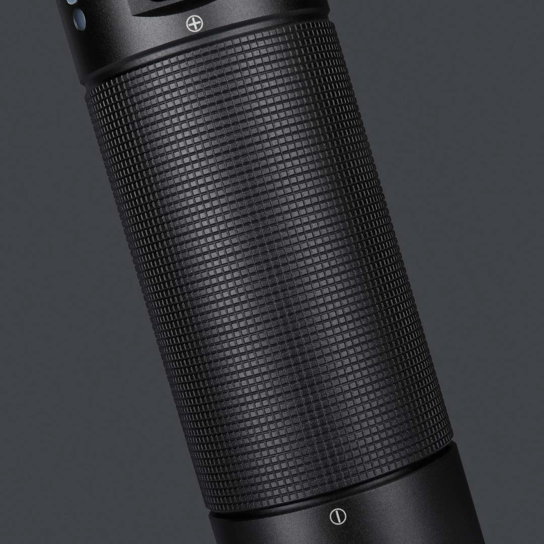 Đèn pin dã ngoại Xiaomi Nextool ZES0417 (độ sáng 2000 lumen, chiếu xa 380m, IPX7)