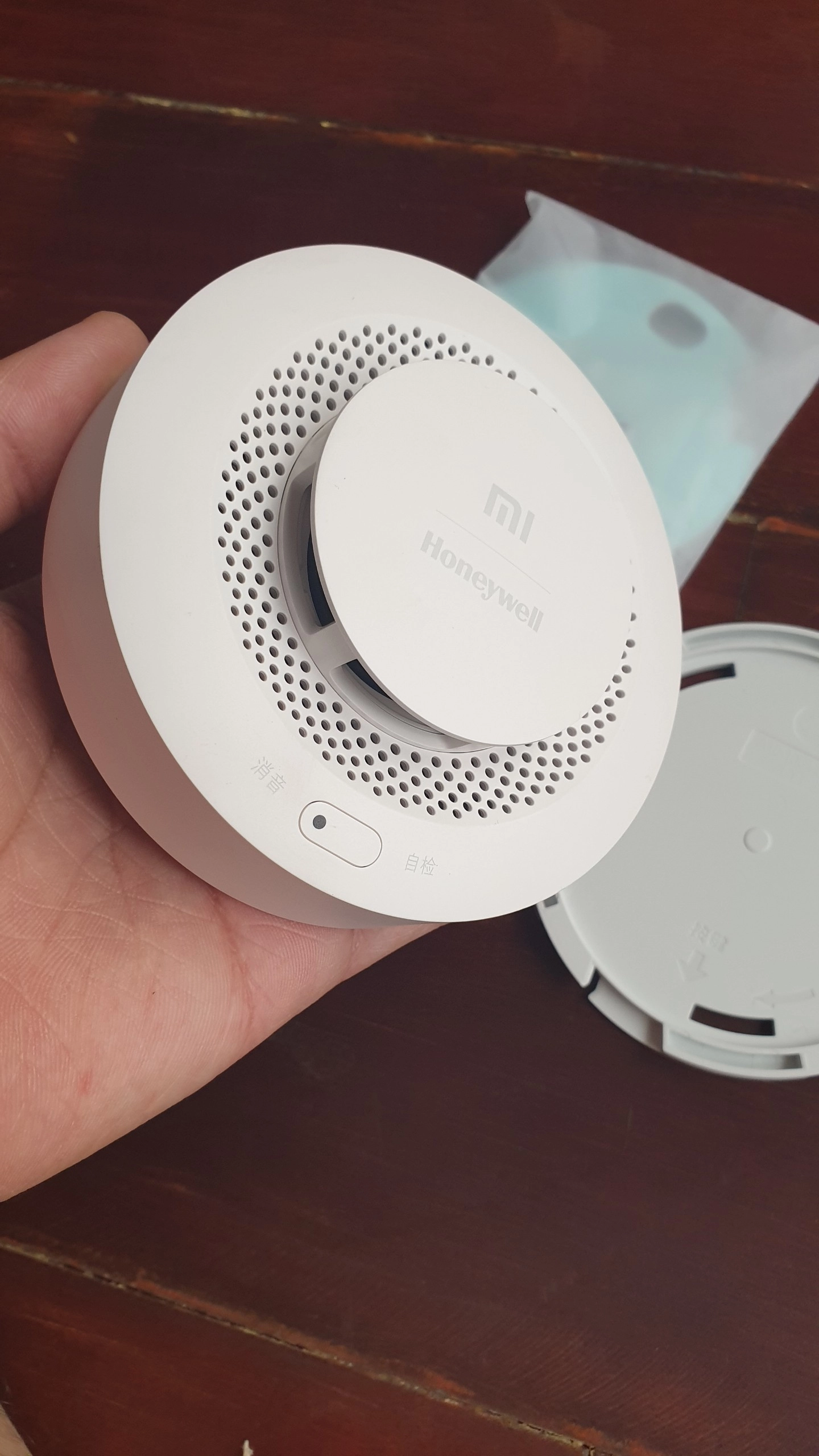Thiết bị cảm biến và cảnh báo khói Xiaomi Honeywell YTYJ-GD-03MI/BB Thiết bị cảm biến và cảnh báo khói Xiaomi Honeywell YTYJ-GD-03MI/BB