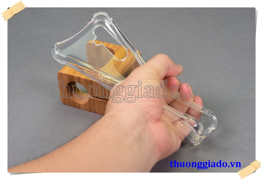 Ốp lưng silicone Realme 6 Pro, ốp dẻo trong suốt tăng cường chống sốc 4 góc