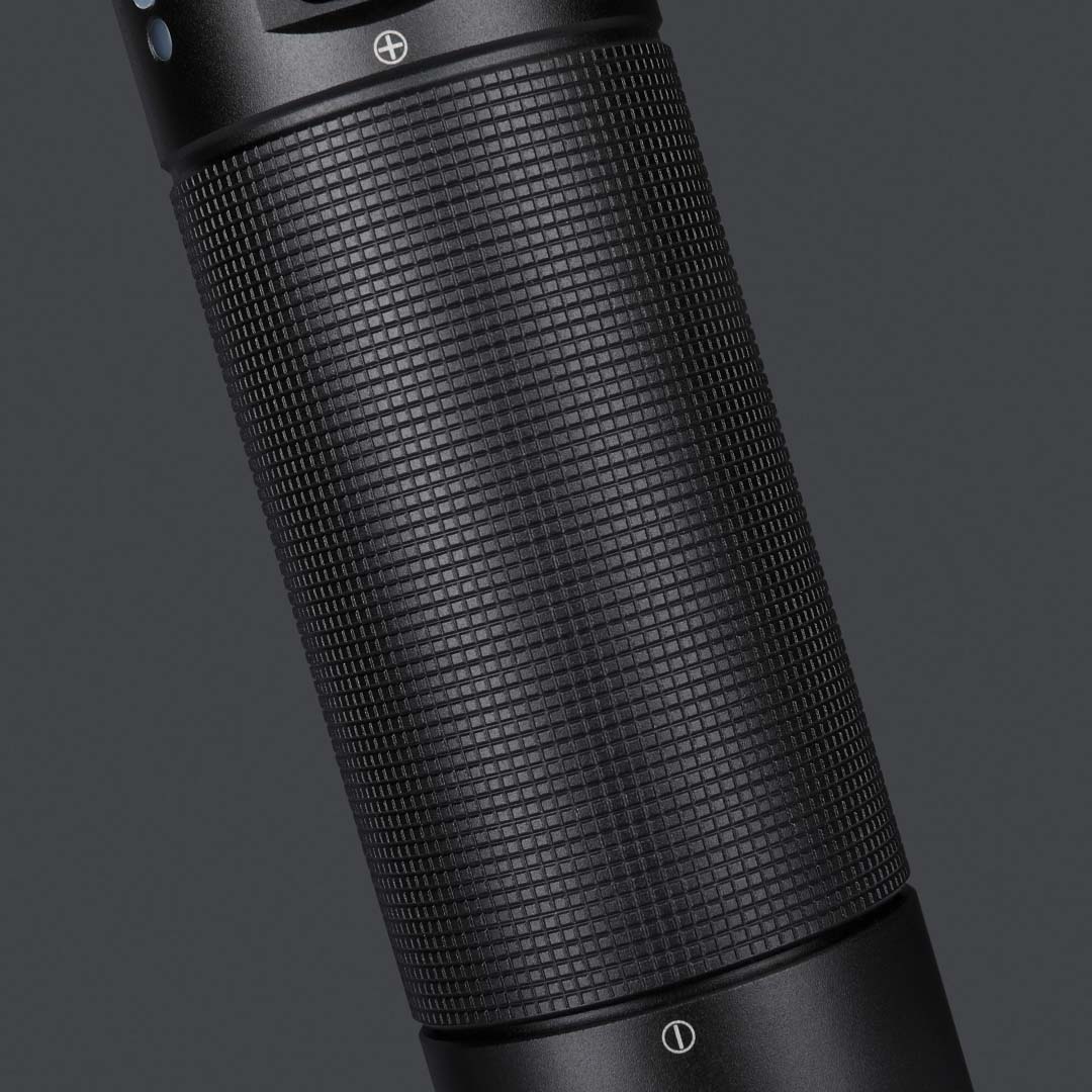 Đèn pin dã ngoại Xiaomi Nextool ZES0417 (độ sáng 2000 lumen, chiếu xa 380m, IPX7)