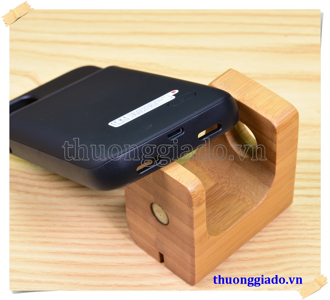 Pin sạc dự phòng iPhone 12 (6.1 inch)/ iPhone 12 Pro (6.1 inch)  4800mAh kiêm ốp lưng