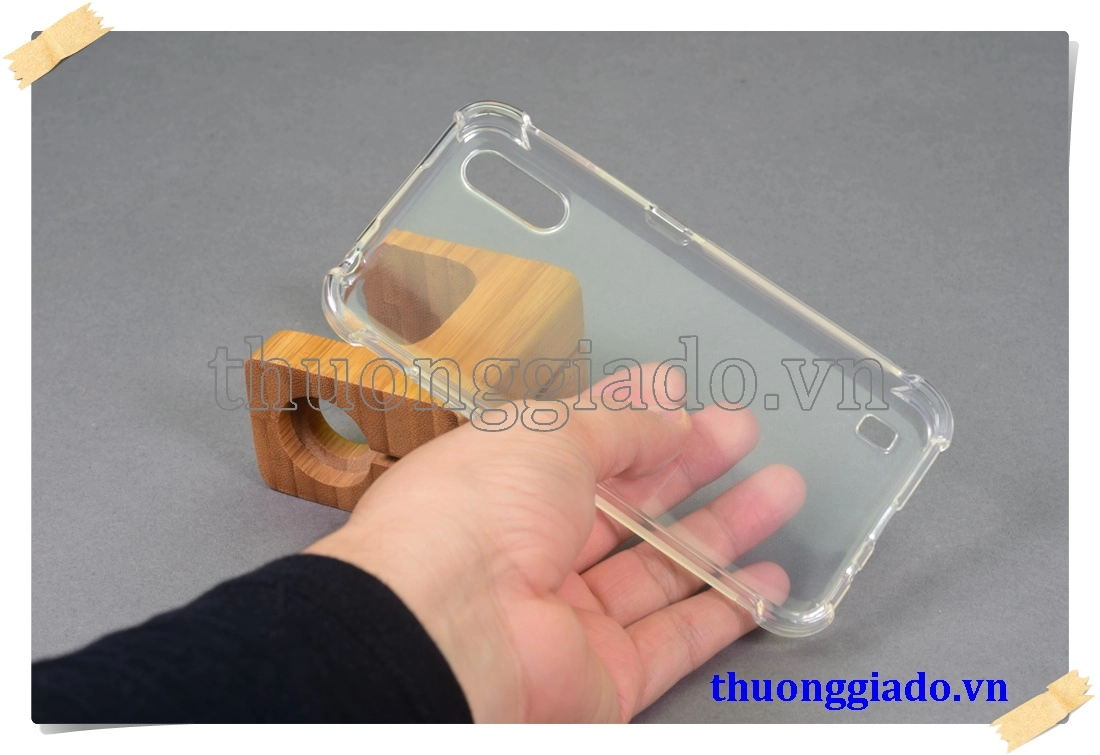 Ốp lưng silicone Samsung Galaxy A01, ốp dẻo trong suốt chống sốc 4 góc