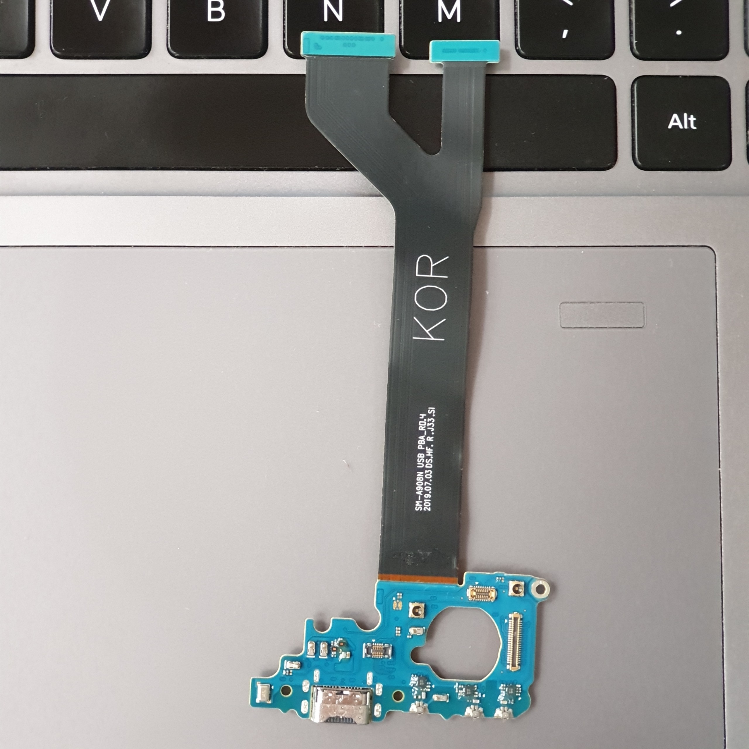 Samsung Galaxy A90/ SM-A908N (KOR) - Thay thế cụm cáp bo mạch chân sạc lấy ngay