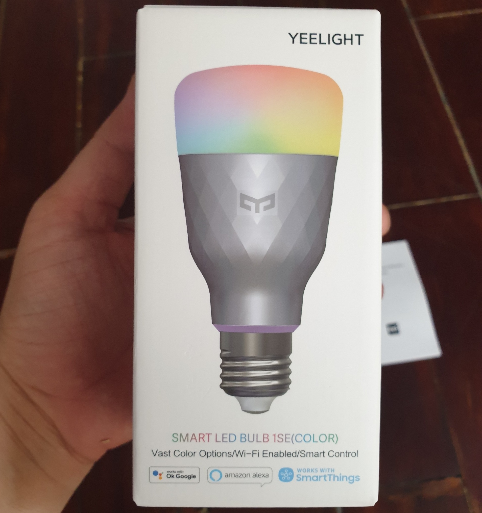 Bóng đèn LED thông minh 16 triệu màu Xiaomi Yeelight 1SE (bản quốc tế)
