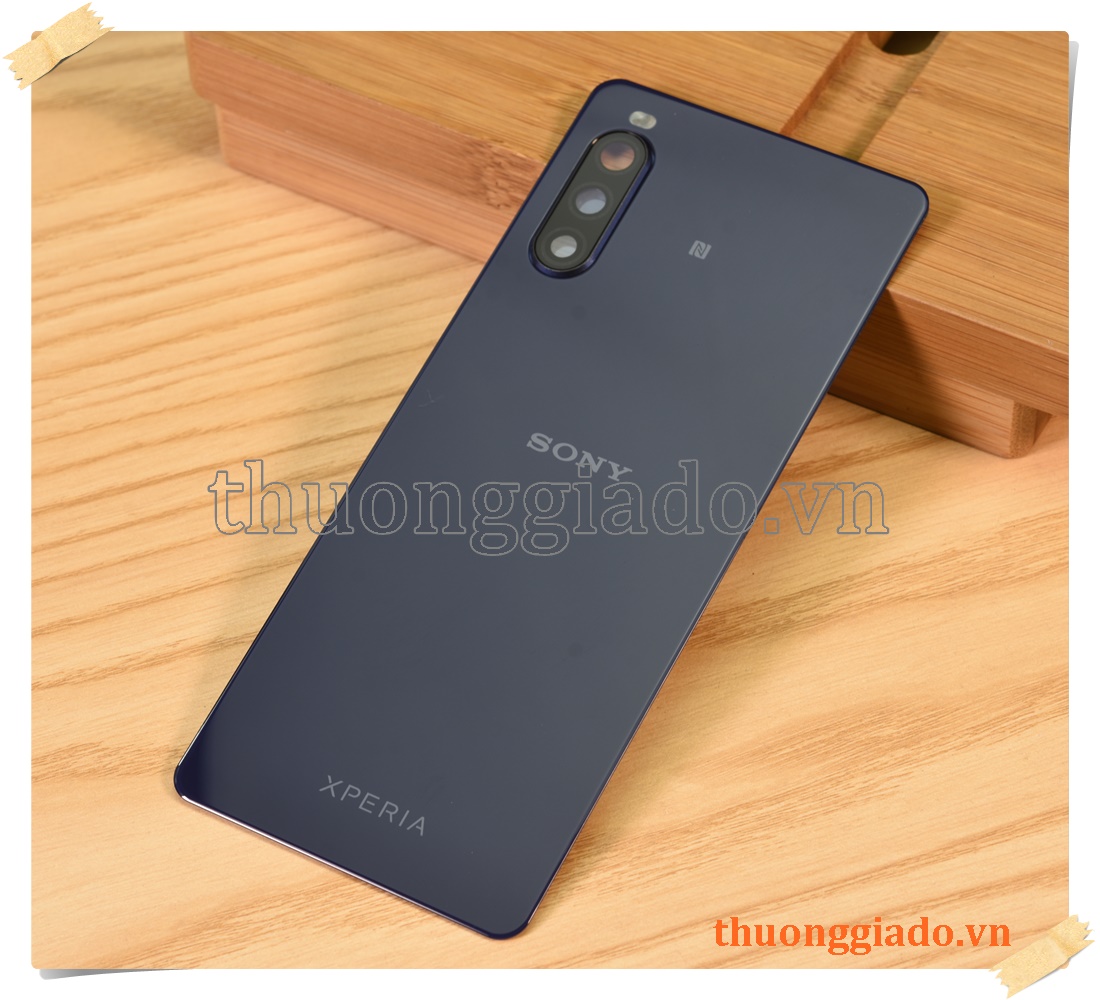Thay kính lưng (nắp lưng) Sony Xperia 10 II 2020 chính hãng kèm kính camera sau