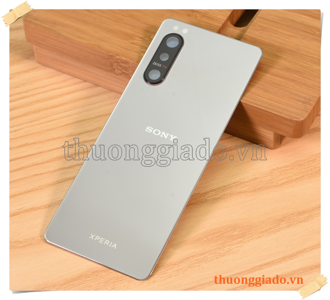 Thay kính lưng (nắp lưng) Sony Xperia 5 II 2020 chính hãng kèm kính camera sau