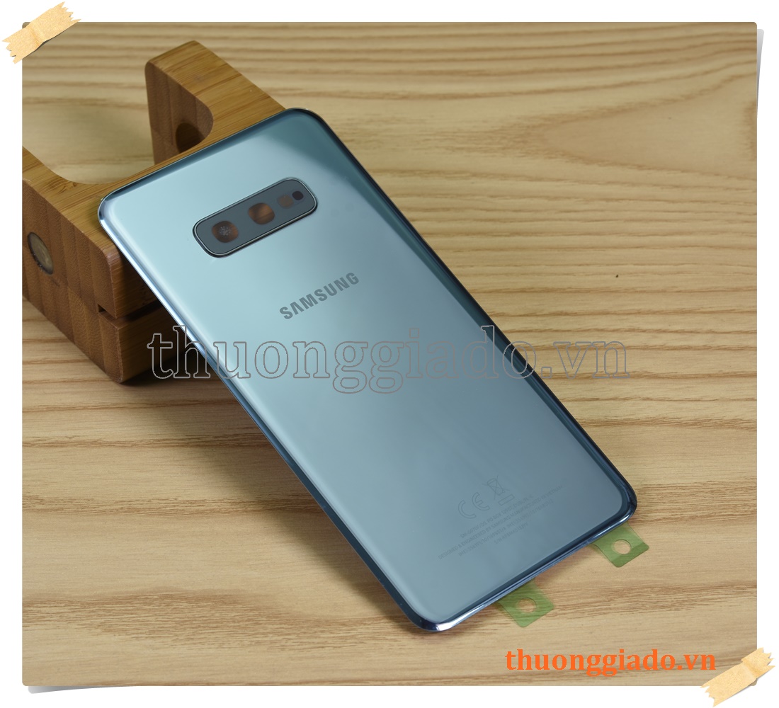 Thay kính lưng Samsung Galaxy S10e G970 (hàng zin tháo máy, kèm kính camera sau)